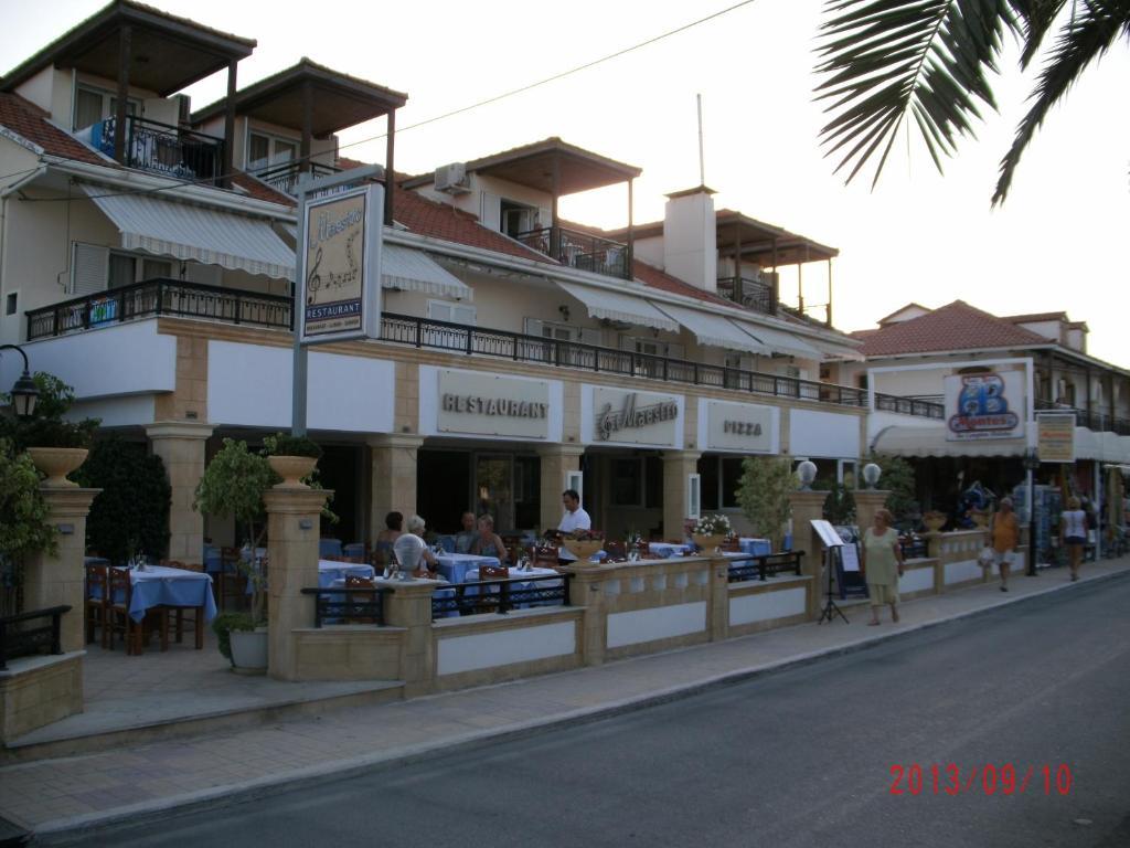 Hotell Montes & 2*